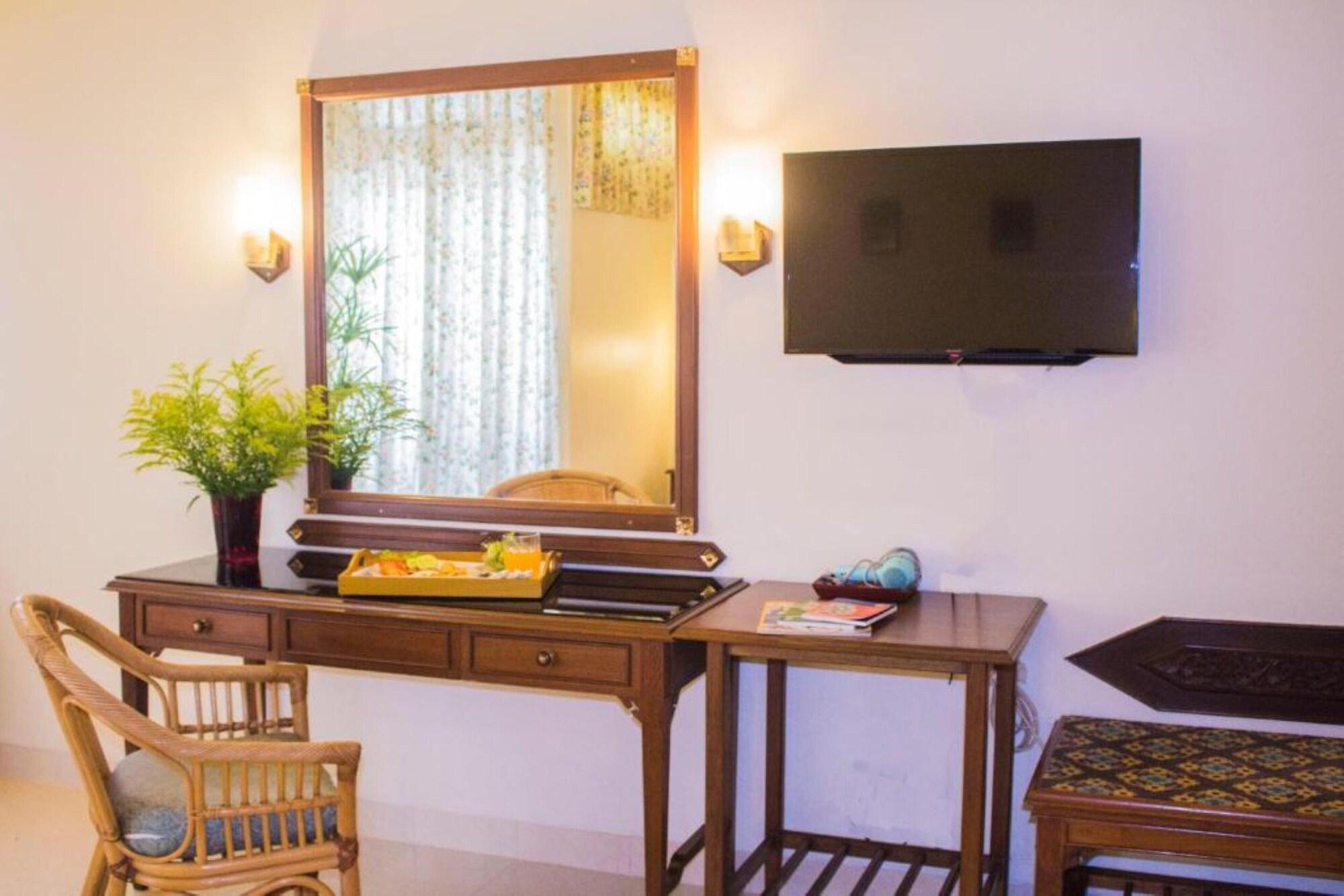 People Place Boutique In Town Hotel - Sha Extra Plus Чиангмай Экстерьер фото