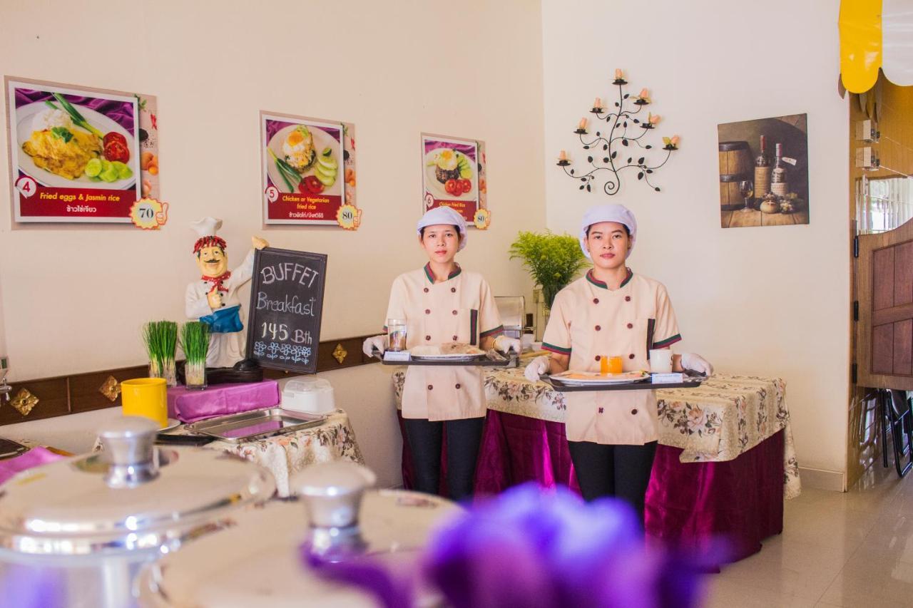 People Place Boutique In Town Hotel - Sha Extra Plus Чиангмай Экстерьер фото